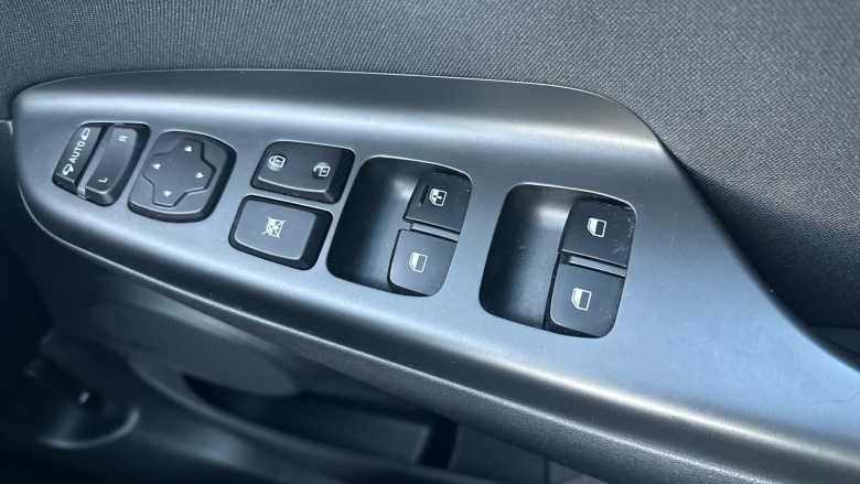 Hyundai KONA 1.6 GDi Hybrid Premium 5dr DCT Hybrid Hatchback